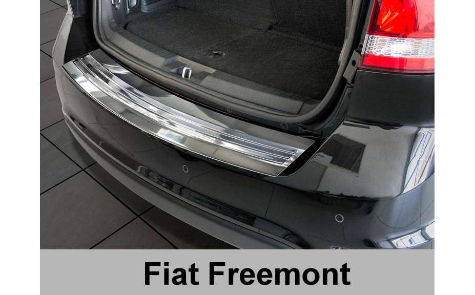 Profilowana nakładka na zderzak, Fiat Freemont, 2011>